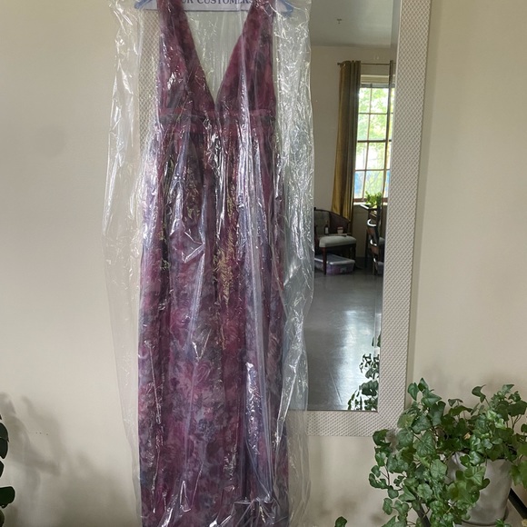 Lulu’s Maxi Summer Dress - Picture 4 of 4